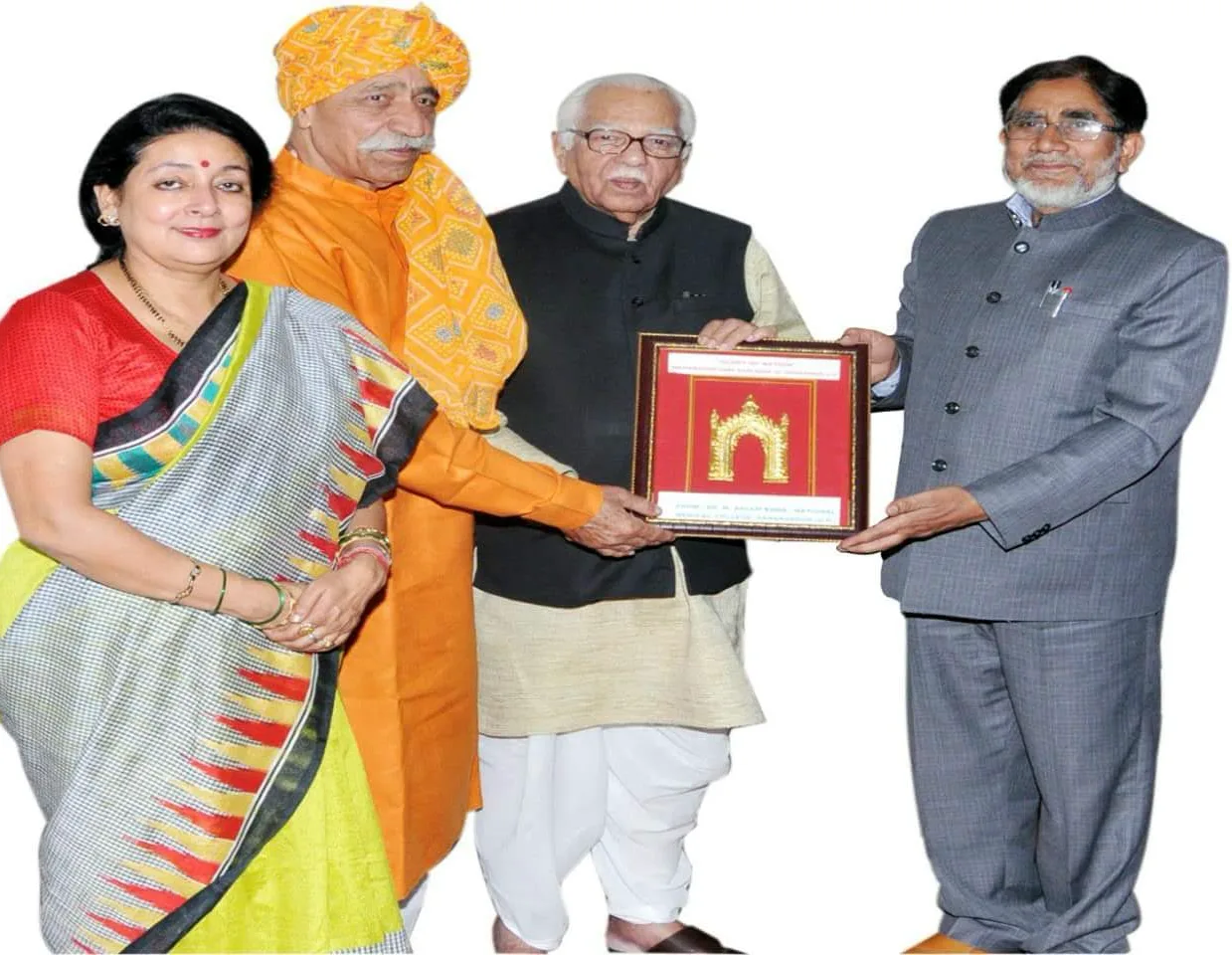 Dr. Aslam presenting award to Honourable Shri Ram Nayak, Governor of UP (2017)